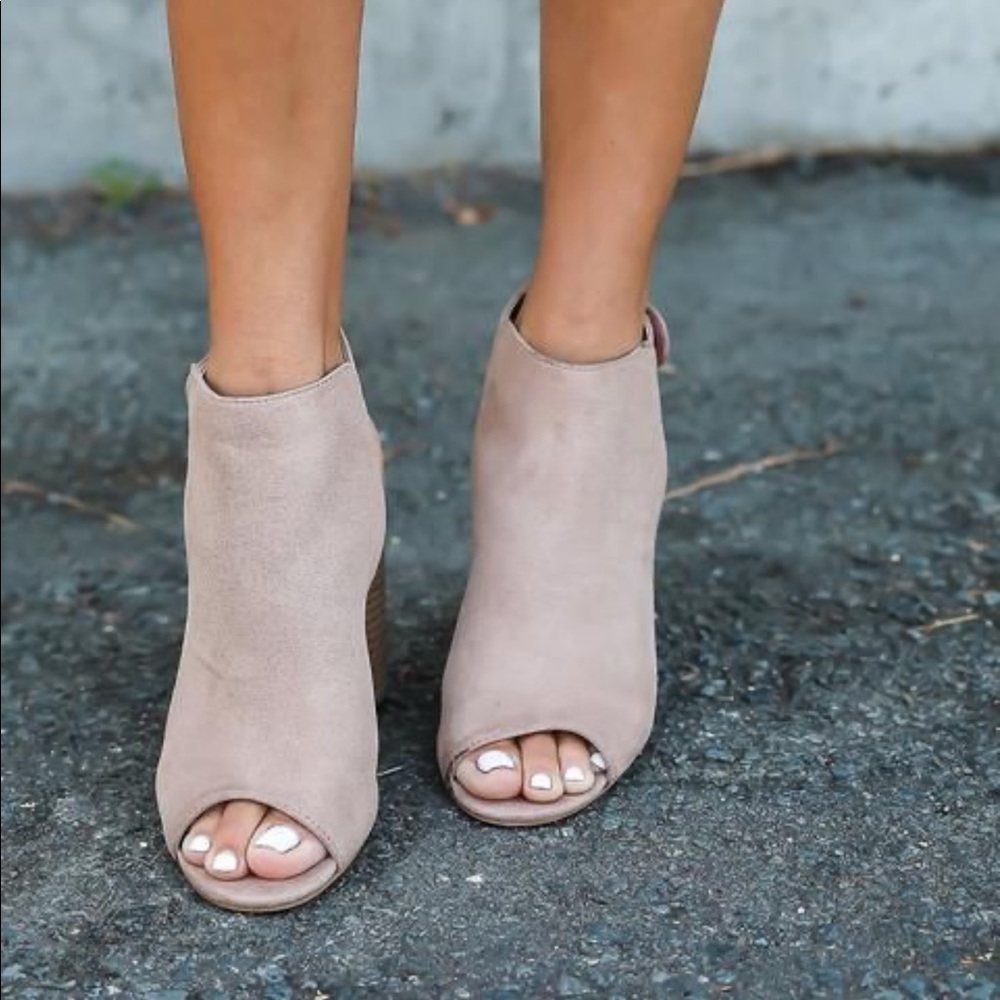 Taupe open toe heels from Vici size 5.5